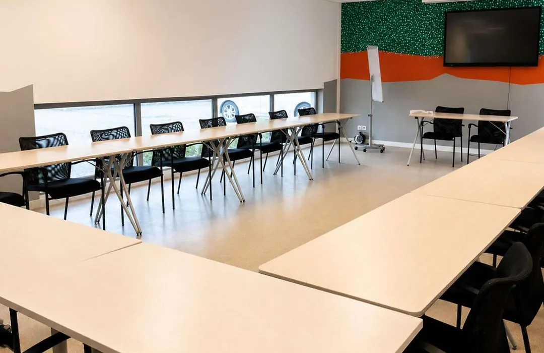 Ibis Styles Clermont Ferrand Sud La Pardieu-1